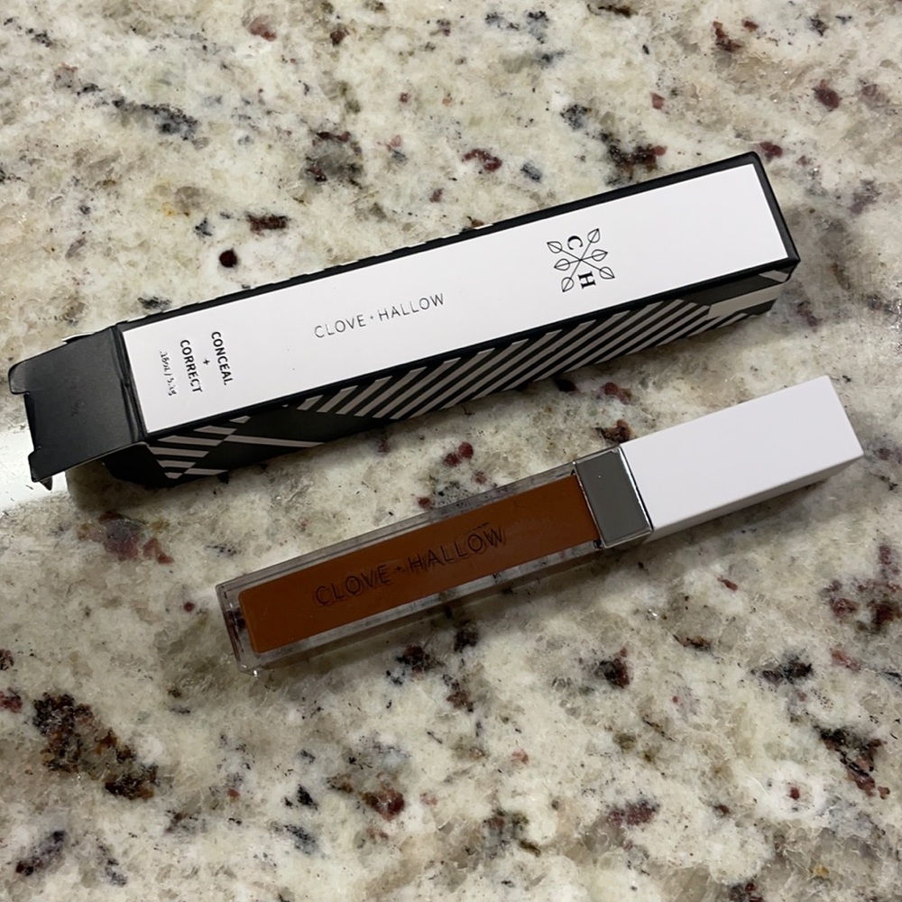 Clove & Hallow Conceal + Correct in shade 13